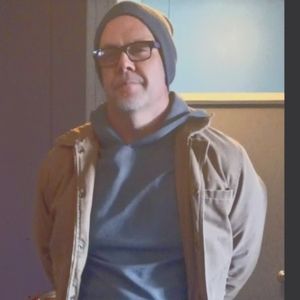 Meet your Posher, Adam